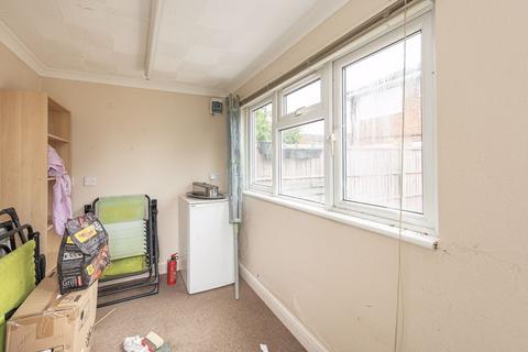 33 Bronte Crescent, Hemel Hempstead, HP2 7NS