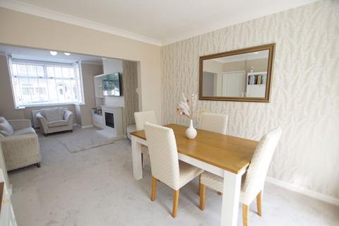 4 bedroom end of terrace house for sale, Tewkesbury Avenue, Gosport PO12