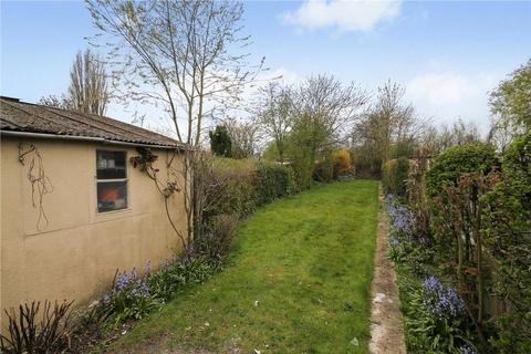 3 bedroom semi-detached house to rent, Shakespeare Avenue, Hayes