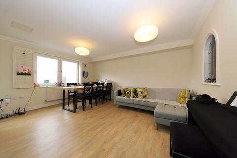 2 bedroom apartment for sale, Northway, Rickmansworth WD3