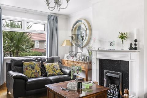 undefined, Hood Avenue, Southgate, London, N14
