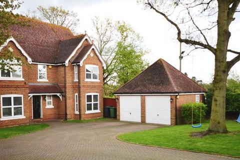 5 bedroom detached house to rent, Grangewood, Wexham