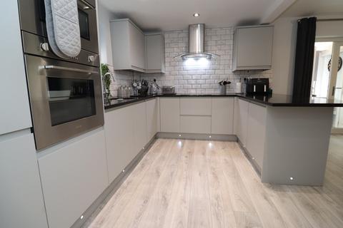undefined, Fitzwilliam Street, Mexborough S64