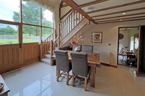 4 bedroom barn conversion for sale, Bridgnorth WV16