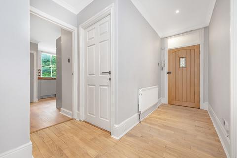 Flat C, 24 Campden Road, South Croydon, CR2 7EN