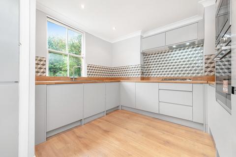Flat C, 24 Campden Road, South Croydon, CR2 7EN