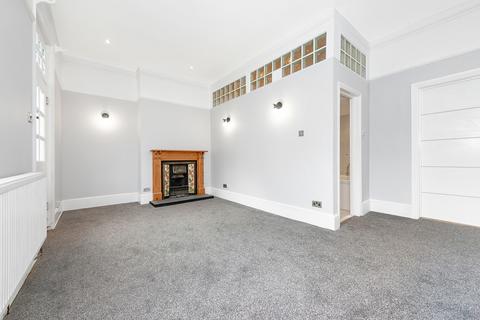 Flat C, 24 Campden Road, South Croydon, CR2 7EN