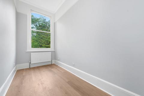 Flat C, 24 Campden Road, South Croydon, CR2 7EN