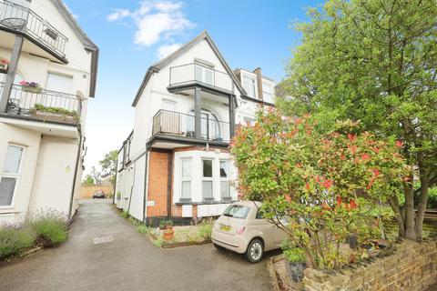 2 bedroom apartment for sale, Kings Road, Westcliff-on-Sea, SS0