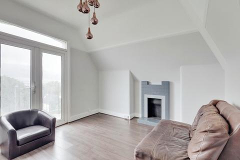 2 bedroom apartment for sale, Kings Road, Westcliff-on-Sea, SS0