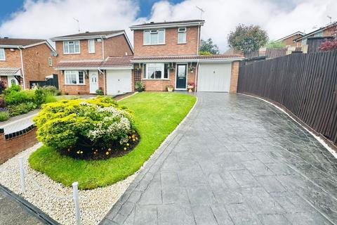 3 bedroom detached house for sale, Brelades Close, Dudley DY1