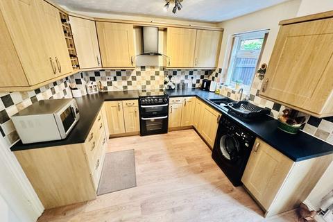 3 bedroom detached house for sale, Brelades Close, Dudley DY1