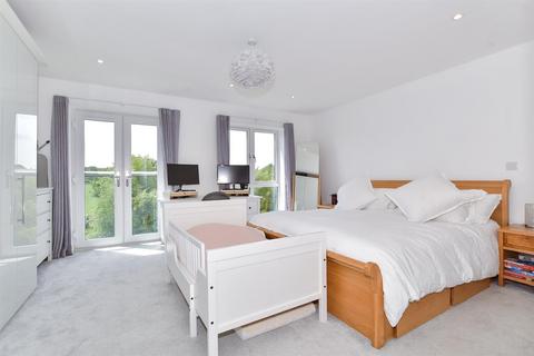 3 bedroom townhouse for sale, Riverside Place, Aylesford, Kent
