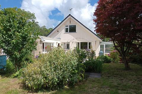 4 bedroom detached bungalow for sale, Maes-y-Coed, Cardigan, Ceredigion, SA43 1AP