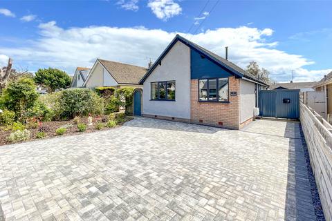 2 bedroom bungalow for sale, Pen Y Gaer, Deganwy, Conwy, LL31