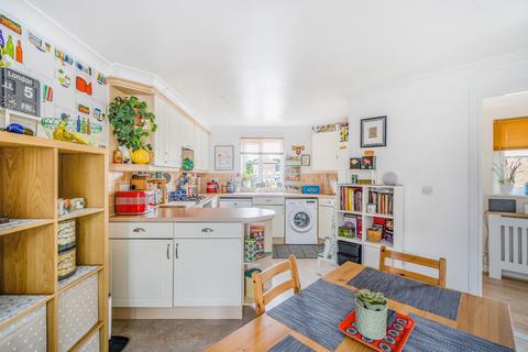 4 Lower Meadow, Ilminster, TA19 9DP