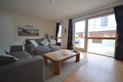 3 bedroom maisonette to rent, Pitwines Close, Poole BH15