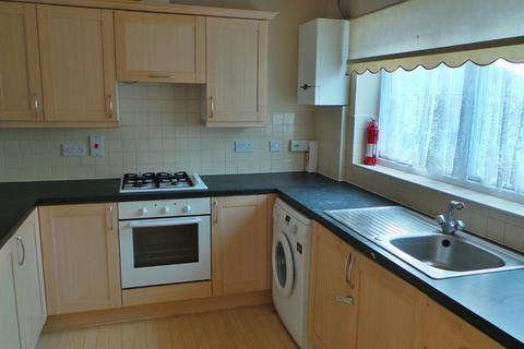 3 bedroom terraced house to rent, Vicarage Lane, London E6