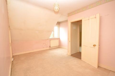 12 Darlinghurst Road, Folkestone, CT19 4PL