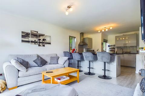 3 bedroom apartment for sale, Kingsbere Gardens, 10 Haslemere Avenue, Highcliffe, Dorset, BH23