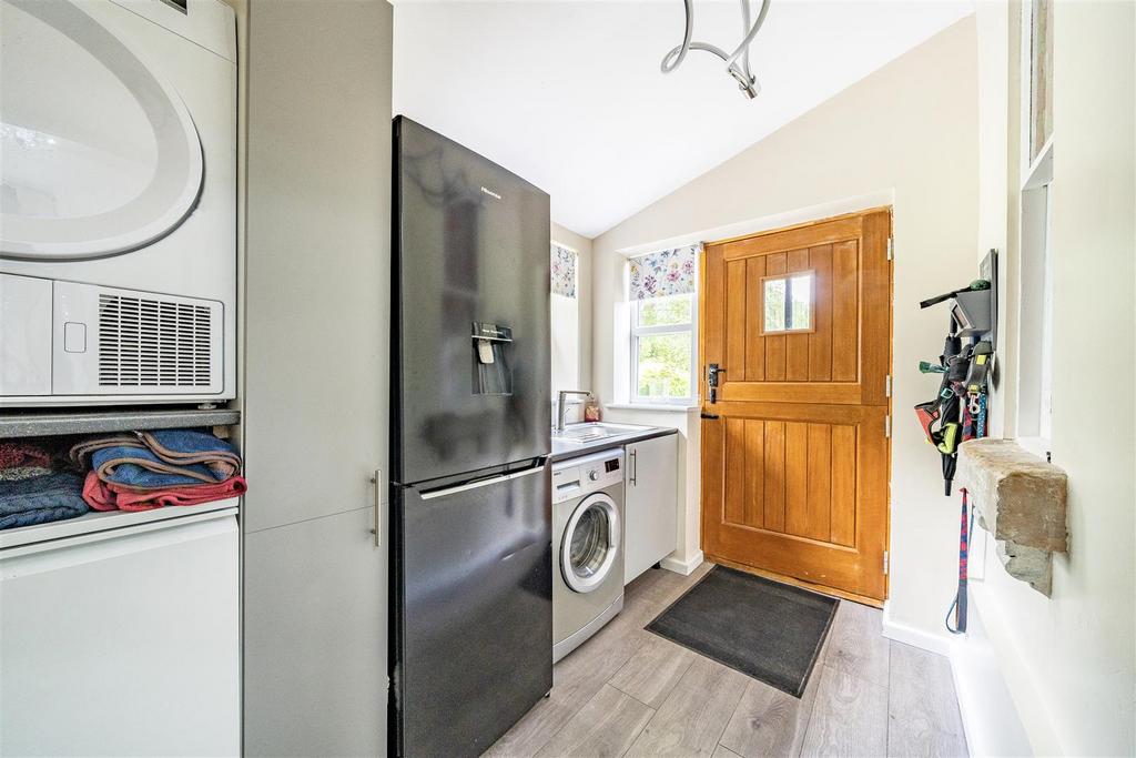 UTILITY ROOM.jpg