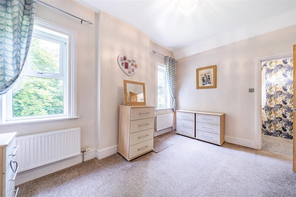 FOURTH DOUBLE BEDROOM.jpg