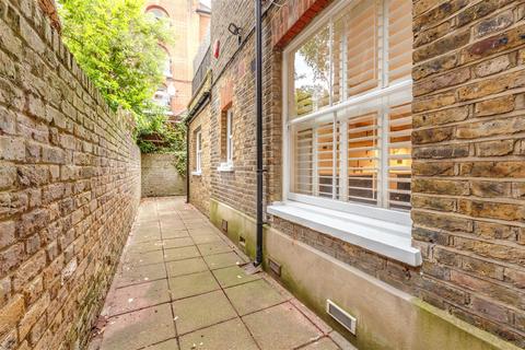 57a Constantine Road, London, NW3 2LP