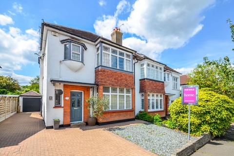 3 bedroom semi-detached house for sale, Harley Street, Leigh-On-Sea SS9