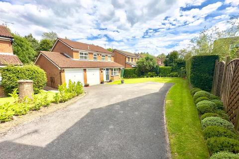 4 bedroom detached house for sale, Birch Close, Grassmoor, Chesterfield