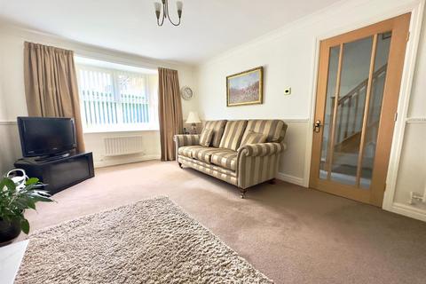 16 Birch Close, Grassmoor, Chesterfield, S42 5YD