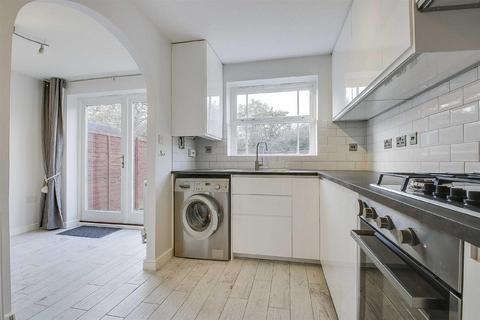 47 Kendall Place, Medbourne, Milton Keynes, MK5 6LR