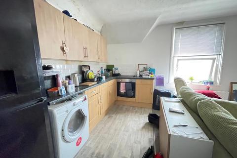 2 bedroom flat for sale, Broadwater Road, Worthing BN14