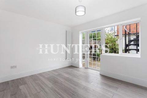 Studio to rent, Mora Road, London