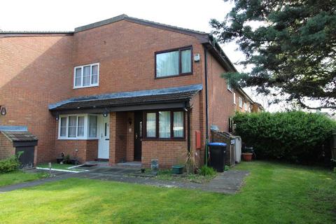 1 bedroom end of terrace house to rent, Cypress Walk, Egham TW20