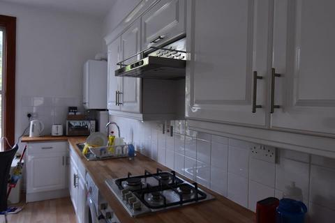 2 bedroom flat to rent, Campbell Road, Southsea