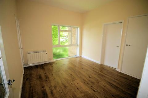 1 bedroom apartment to rent, Trinity Road