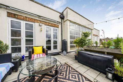 2 bedroom apartment for sale, King Street, Twickenham