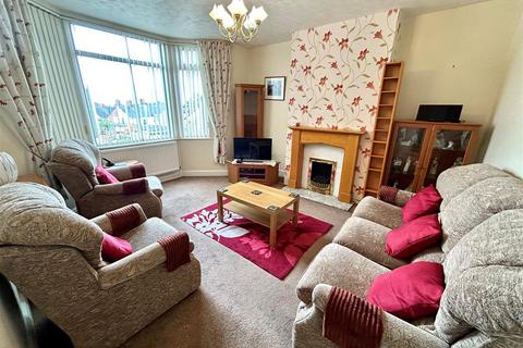 3 bedroom house for sale, Woodlands Road, Barry