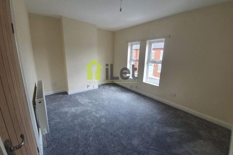 3 bedroom terraced house to rent, Northampton NN1