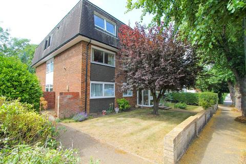 1 bedroom flat for sale, Onslow Gardens, Wallington SM6