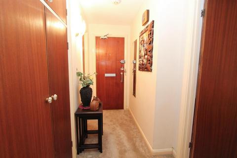 1 bedroom flat for sale, Onslow Gardens, Wallington SM6