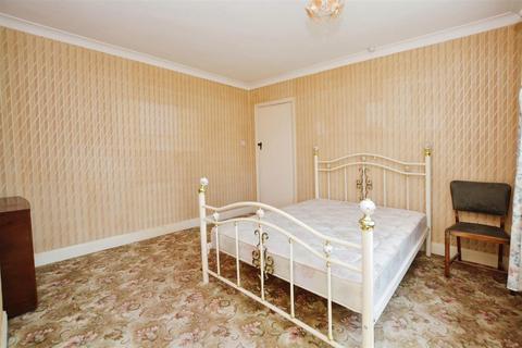 3 bedroom semi-detached house for sale, Agard Avenue, Scunthorpe