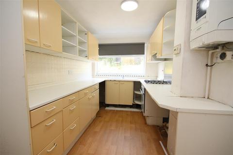 19 Windermere Close, Dartford, DA1 2TX