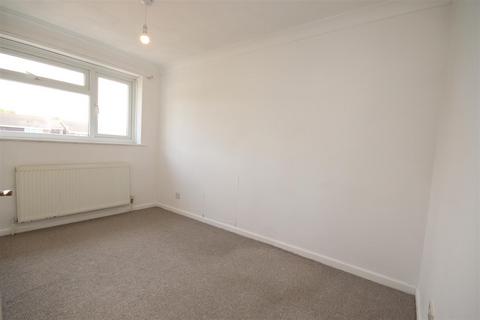 19 Windermere Close, Dartford, DA1 2TX