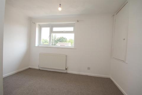 19 Windermere Close, Dartford, DA1 2TX