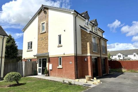 3 bedroom semi-detached house for sale, Windsor Gardens, Roundswell, Barnstaple