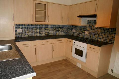 3 bedroom terraced house to rent, Menai Street, Y Felinheli