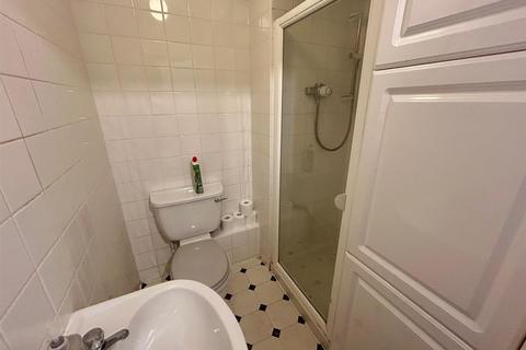 3 Abbotts Drive, Waltham Abbey, EN9 3HH