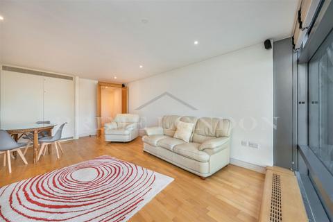 3 bedroom apartment to rent, Parliament View Apartments, 1 Albert Embankment, London