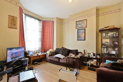 4 bedroom semi-detached house for sale, Crofton Road, London, SE5